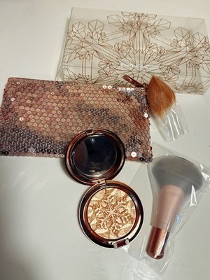 MAC Cosmetics HOLIDAY  SNOW BALL FACE BAG/ GOLD ''NEW'' LIMITED EDITION