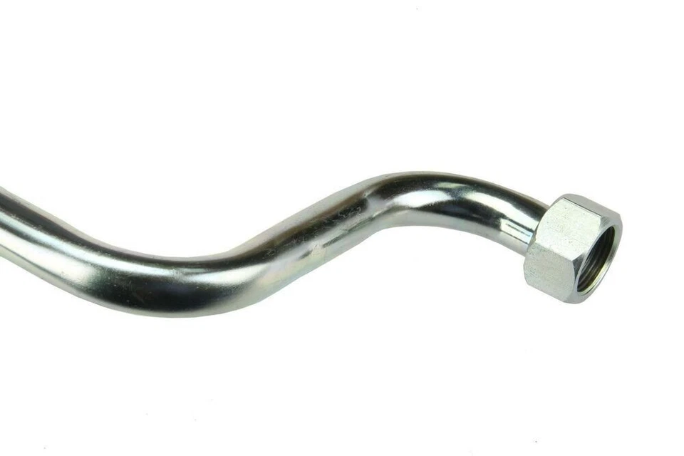 Línea de enfriador de aceite URO Parts 6171871282 para 77-85 240D 300CD 300D 300SD 300TD Foto 3 de 4