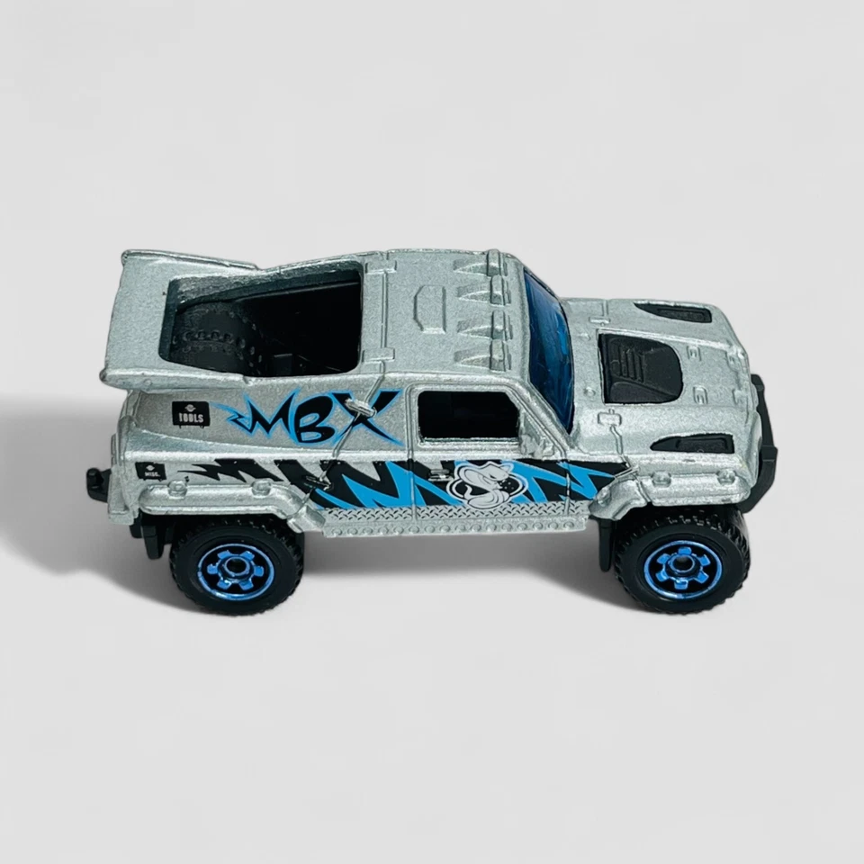Matchbox Ridge Raider MBX Silver MB716 2006 Off-Road Diecast SUV Made in Thailan - Image 2 of 4