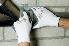 Azusa N10500 Knit Nylon Work Safety Gloves Nitrile Coated Smoot Flat Finish S/7"