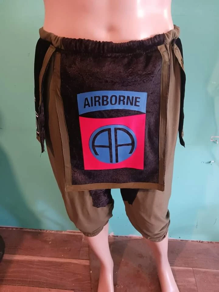 Pantalones de terciopelo negro con spandex verde de alta resistencia personalizados Foto 3 de 4