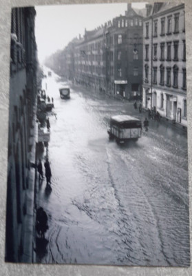  Foto Zwickau Hochwasser Konsum LKW 1954 mit Werbe Stempel Zwickau