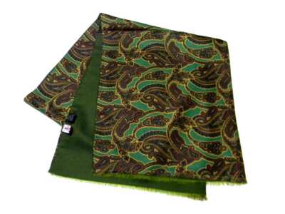 Sciarpa uomo lana e seta double verde con disegni cashmere made in