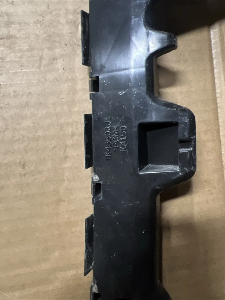 Parachoques trasero Mazda CX-9 2019 soporte de montaje de retención lateral izquierdo/derecho OEM Foto 3 de 4