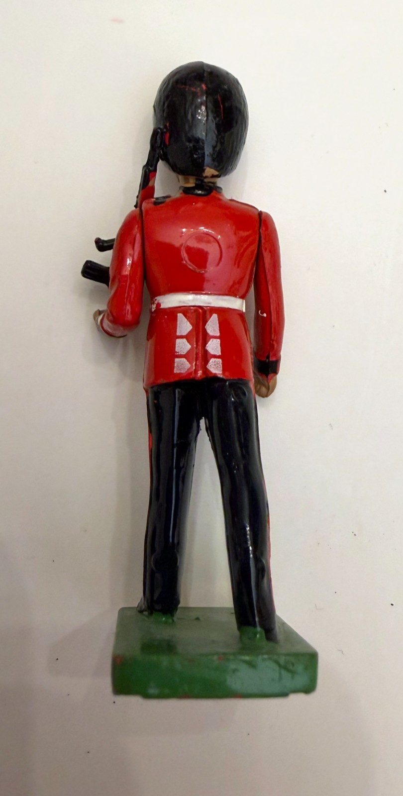 W Britains Toy Soldiers 1990 (Set of 7) - Scots Guard, Beefeater, Life Guards