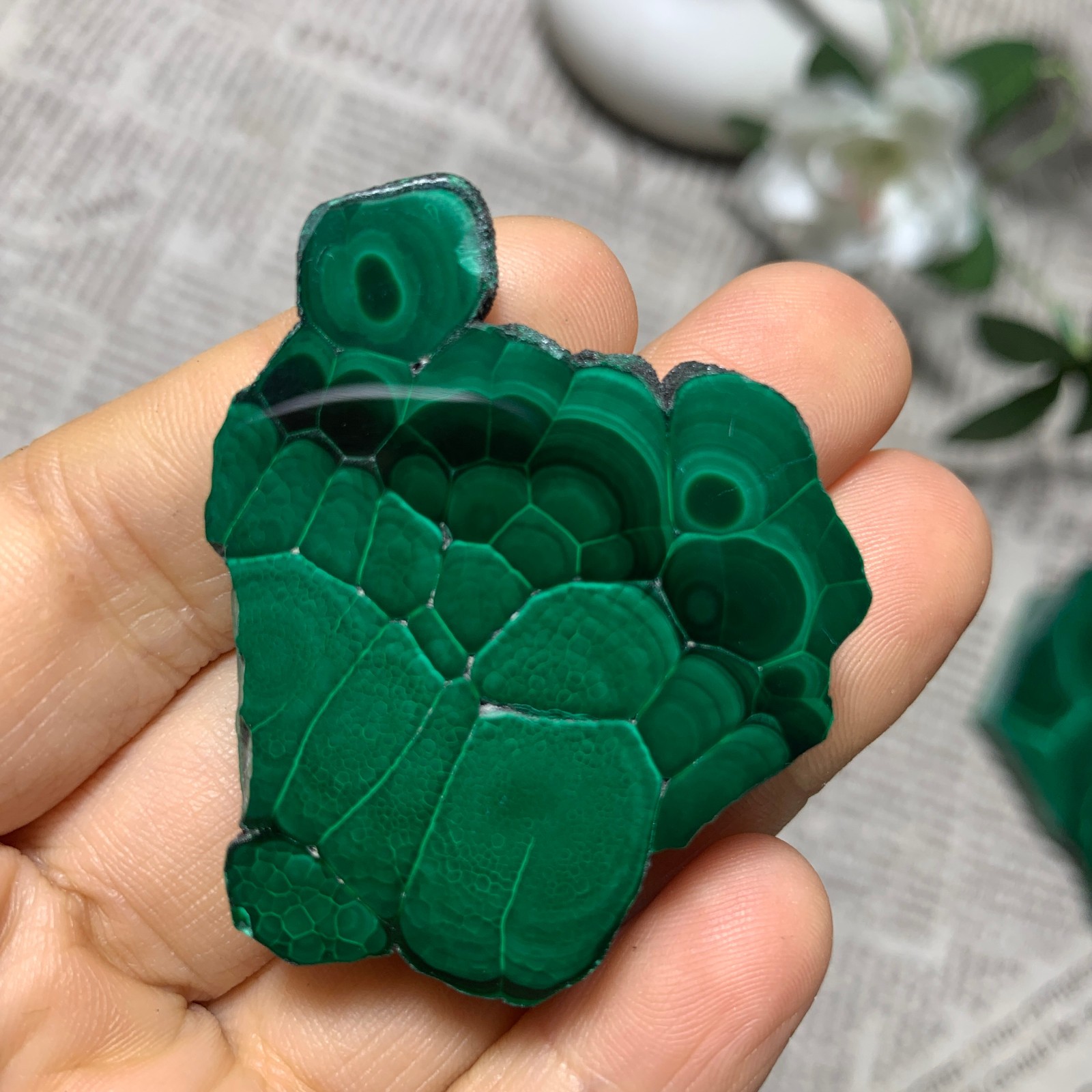 45G  Natural malachite velvet  quartz crystal luster mineral specimen