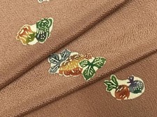 Heiwaya Kimono - High-quality fine pattern, pattern dyeing, onishibo crepe,