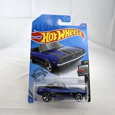 Hot Wheels 1:64 1969 Chevy Camaro SS Convertible HW Roadsters Diecast 190/250