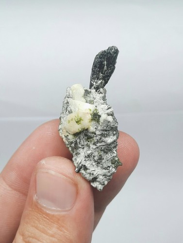 Natural Epidote Crystal With Albite From Skardu Pakistan. - Picture 3 of 8