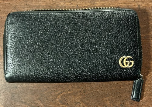 Authentic GUCCI Black Leather Zip Around Leather Wallet
