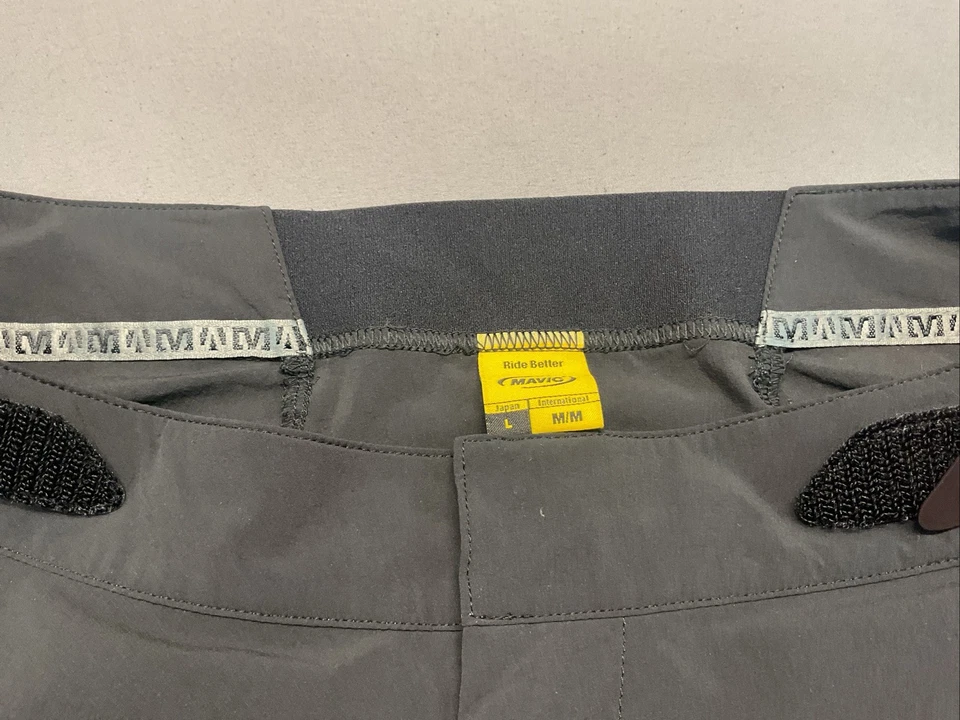 Pantalones cortos de ciclismo de trail Mavic Altium ERGORIDE negros grandes para hombre Foto 4 de 4