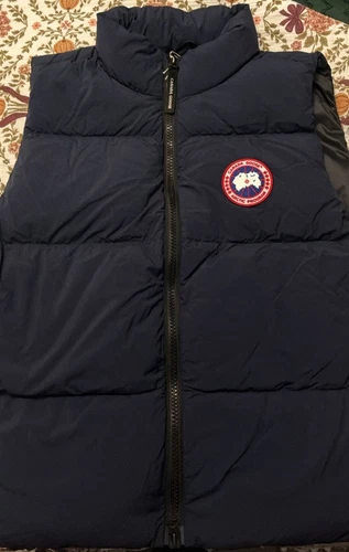 Canada Goose Puffer Vest, Men’s 2XL video thumbnail