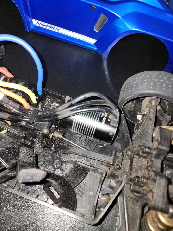 Upgraded 6s Maverick Quandum R  1/8  scale  Muscle Car - Image 4 of 4