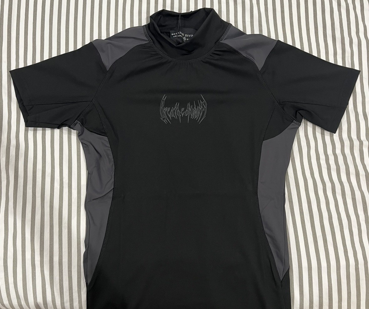 Breathe Divinity Void Tech™ Adrenaline Mock Neck Compression