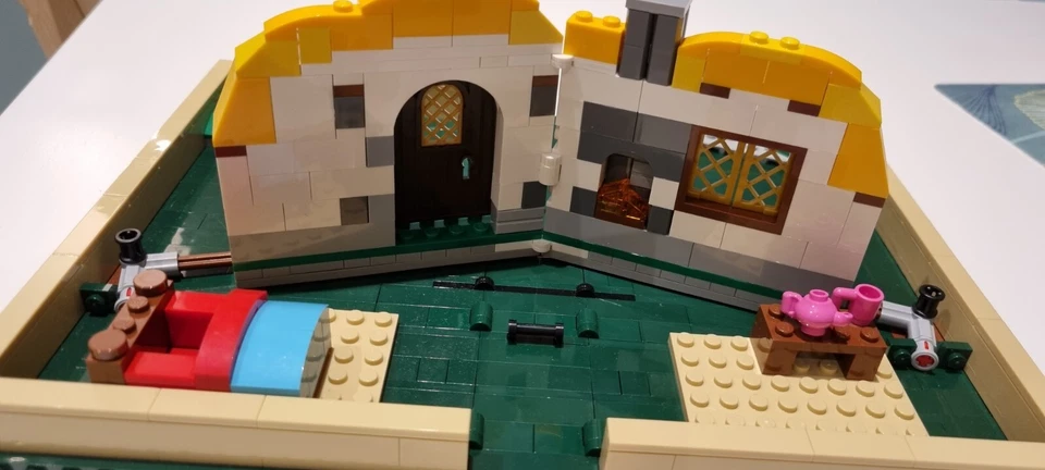 LEGO Ideas 21315 Pop-Up Book, photo 4 sur 5