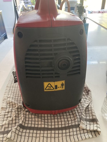 Honda EU10I 1.0kw Petrol Inverter Generator - Picture 3 of 4