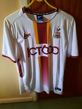 Bradford City AFC replica football jersey 2019 - 2020 S (Used)