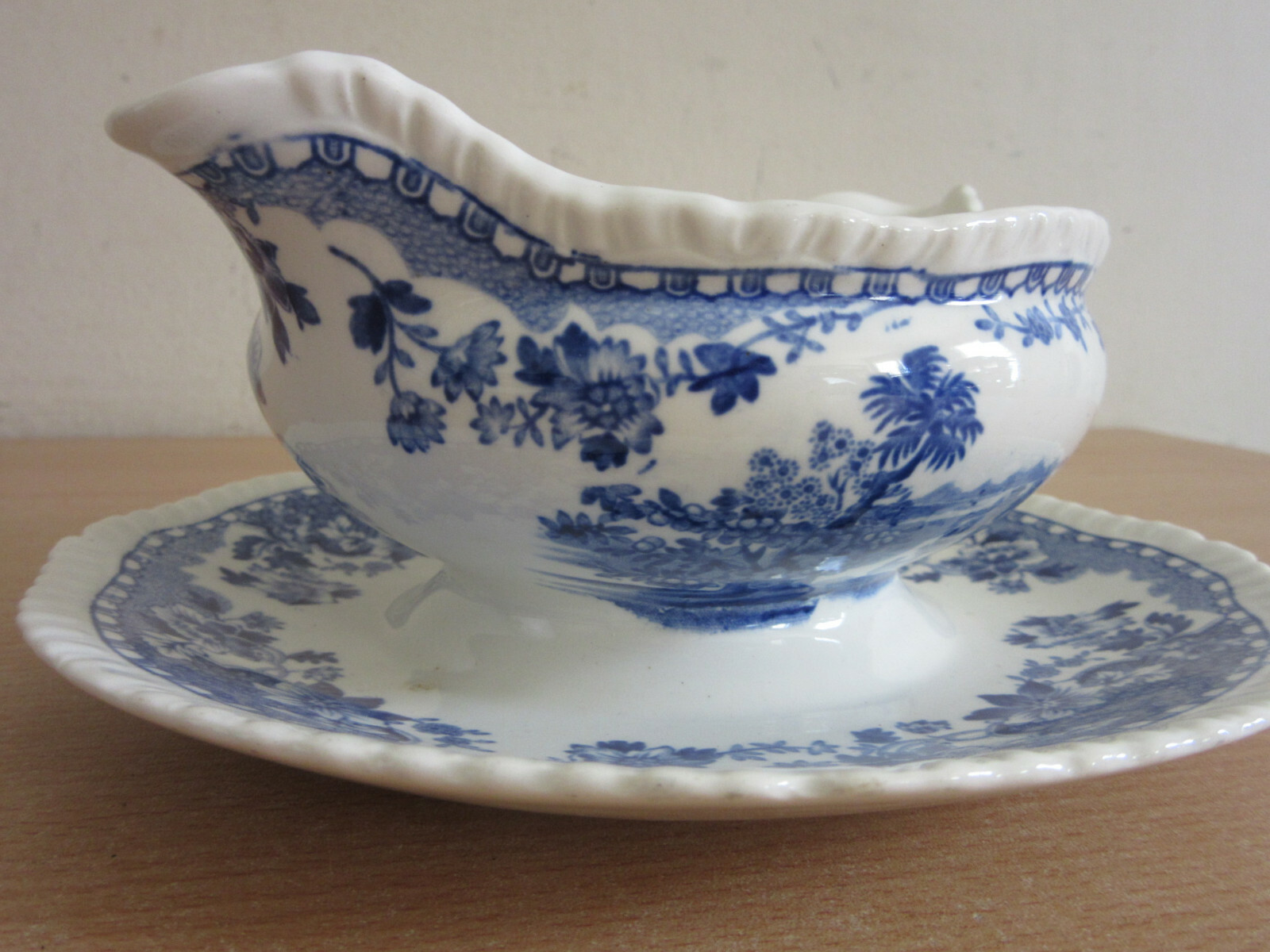 Vintage Seaforth Enoch Woods Blue porcelain gravy sauce boat attached