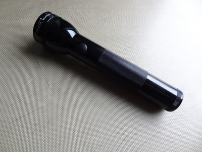 Vintage Mag-lite 2D 10'' Black Aluminum Flashlight - Made in USA -D2012861851