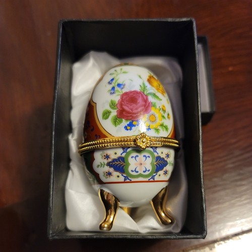 Vintage, Cloisonne Stil Ei, Klappdeckel, 3 Fuß, mit gefütterter Aufbewahrungsbox