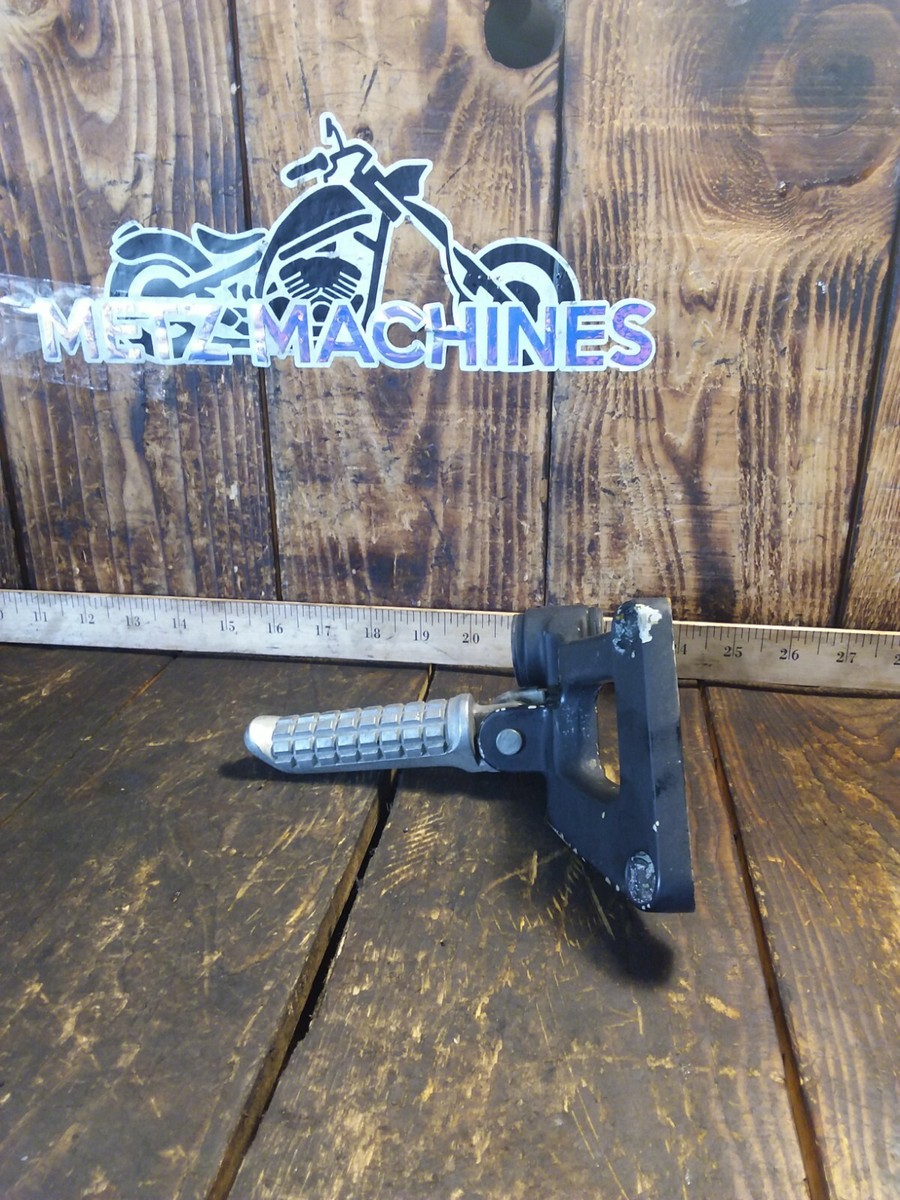 93-94 1993 Kawasaki ZX6R OEM passenger left foot peg | eBay