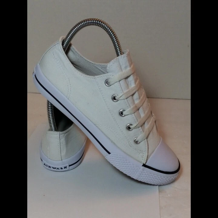 Airwalk hotsell white sneakers
