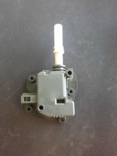 Audi A6 A4 A3 Stellmotor Heckklappe 8E9827833