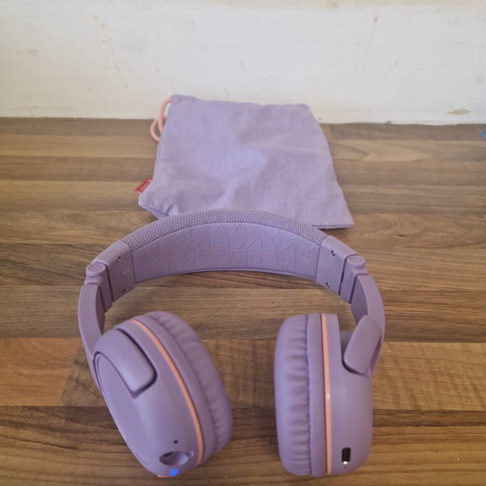 Amazon Buddyphones Playtime Volume-Limiting Bluetooth Child He