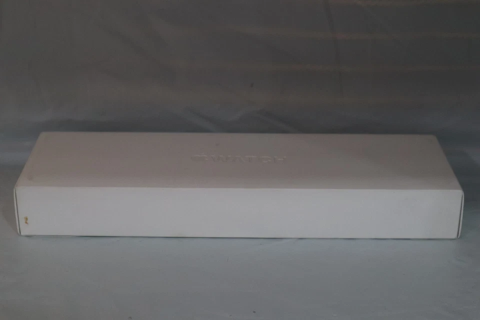 Apple Watch Series 10 42mm GPS Jet Black w/ Ink Sport Loop MWWG3LW/A #19947 - Image 4 of 4