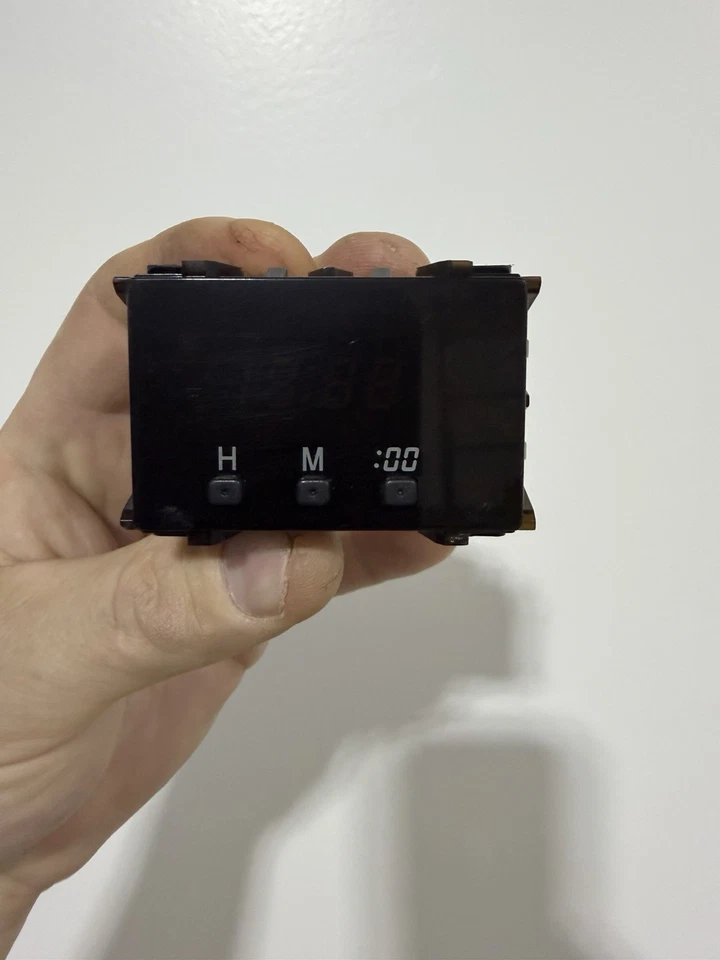 Reloj de tablero digital Toyota 4Runner OEM usado 1996 1997 1998 1999 2000 2001 2002 Foto 2 de 4