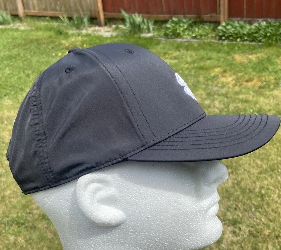 Gorra de trébol negra, negra, ajustable Foto 3 de 4