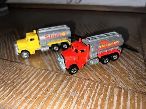 Vintage hot wheels peterbilt 1979 Shell & Railroad Gas Truck Lot 2x