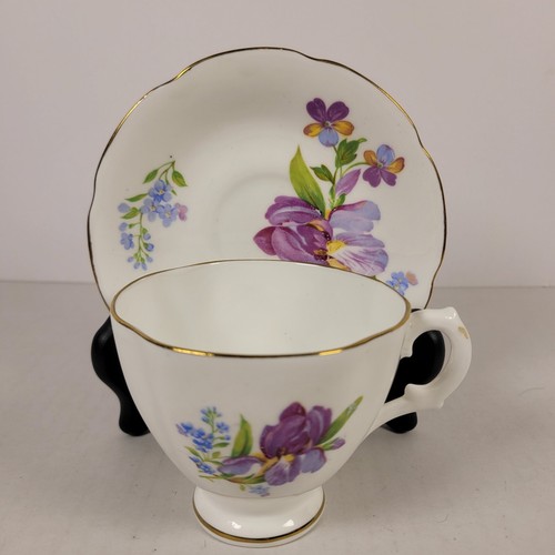 Staffordshire TEACUP & SAUCER SET ~ Fine Bone China ENGLAND Pink Purple Flowers - Picture 7 of 15