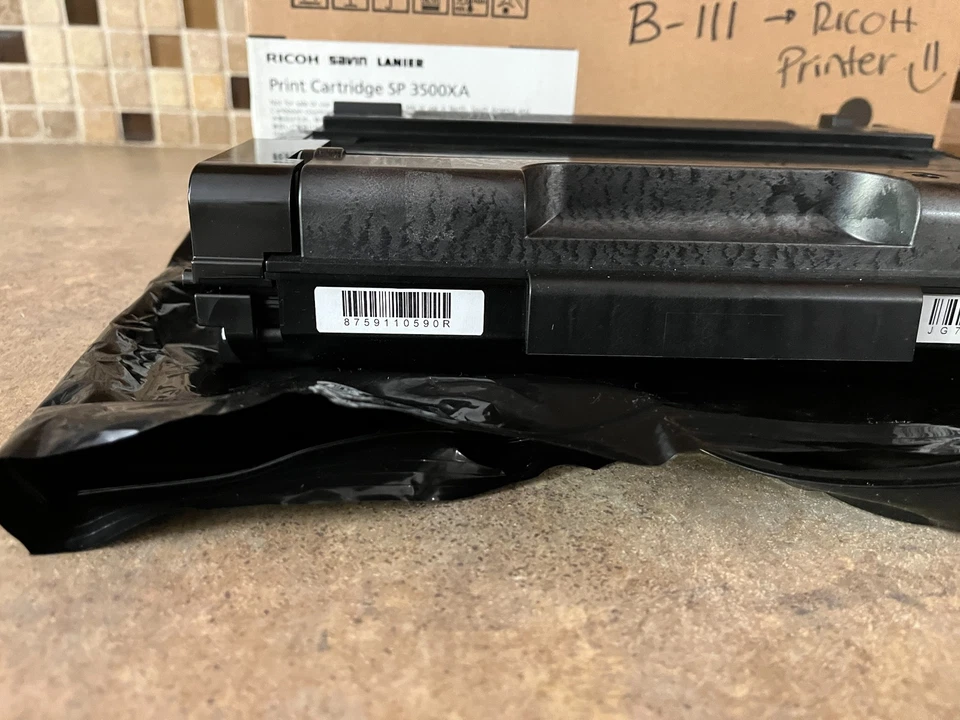 CARTUCHO DE IMPRESSÃO GENUÍNO RICOH SAVIN LANIER SP 3500XA PRETO 406989 ET-10 - Imagem 3 de 4