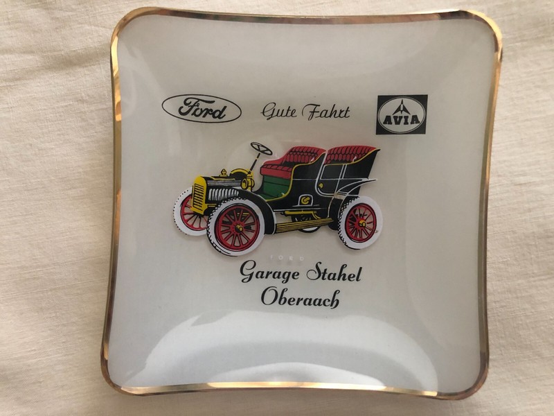 Vntg. Square Milk Glass Trinket Plate/Ashtray advertising Ford Garage in Germany