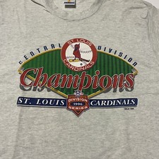 Vtg MLB St Louis Cardinal 90  s Shirt Size Medium Single Stitch Made In USA 1996
