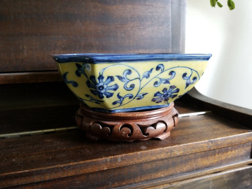 Красивая китайская экспортная восьмиугольная чаша синяя и желтая с отметкой - Изображение 2 из 4