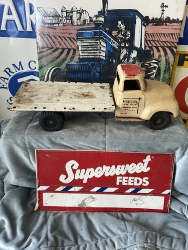 Vintage Tonka Farms Truck Parts Truck Interchangeable Bed