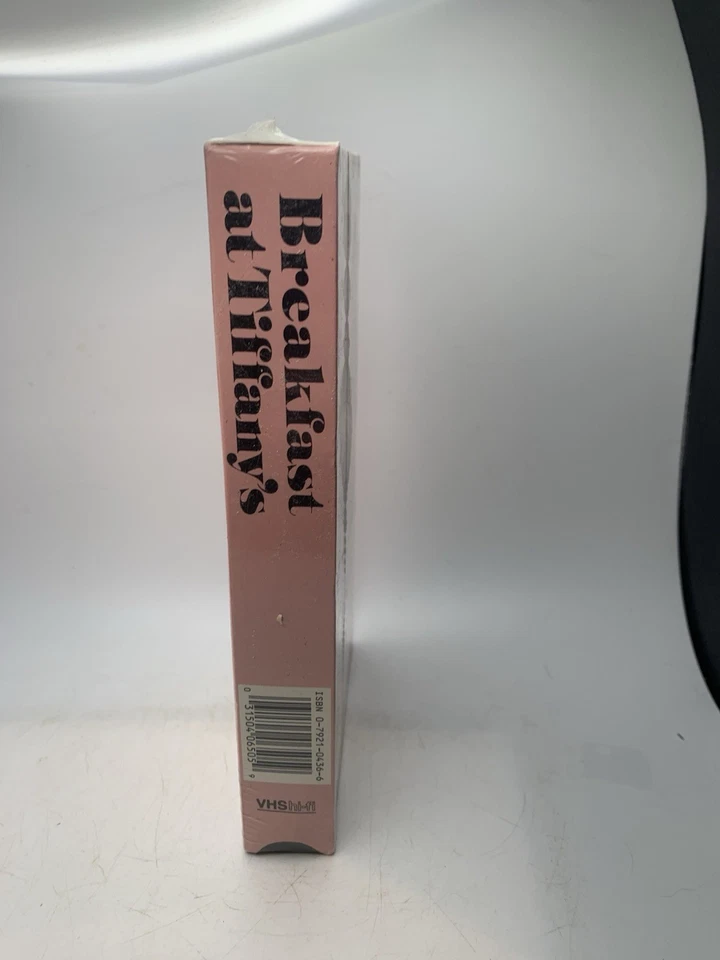 Breakfast at Tiffanys (VHS, 1961, 1988 New Sealed) Paramount Watermarks - Image 4 of 4