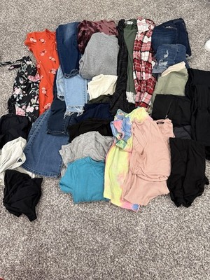 Women s Maternity Clothing Lot Size Small - Over 28 Pieces! *please read*
