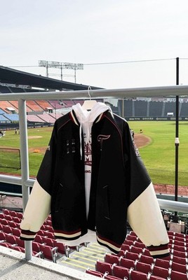 KBO Korean Baseball LG Twins 2025 Champion Varsity Leather Jacket