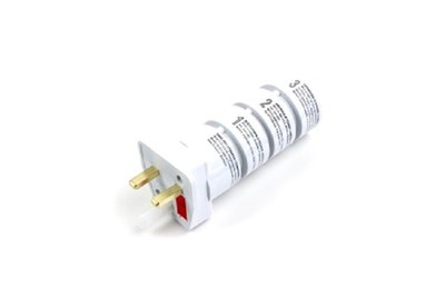Reisestecker-Set 4-teilig, Reiseadapter England Amerika Südeuropa Afrika Stecker
