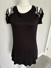 I.N.C. Woman’s Black Cold Shoulder Top With Embellishment Size Large