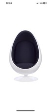 Vintage Retro Swivel Egg Chair in Great Condition