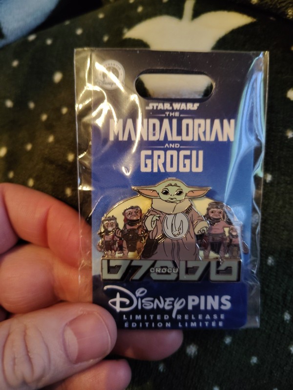2026 Disney Parks - Star Wars The Mandalorian and Grogu Pin LE Pin