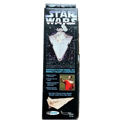 Estes Scifi Models Star Destroyer Catapult Flying Model Kit