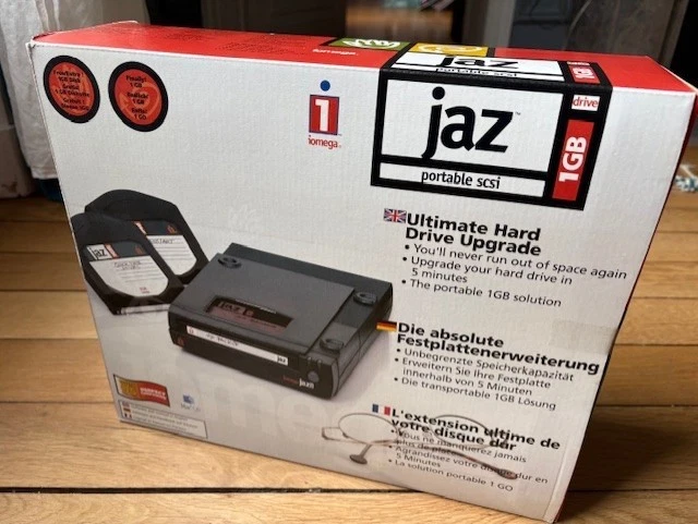 Iomega JAZ 1 GB external SCSI storage with box and cables - Fully tested great !