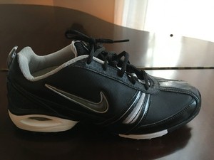 Nike Team Destroyer Size 10.5 Women's Lacrosse Cleats 317350-011 Slightly Used