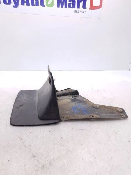 Guardabarros trasero derecho 98 99 00 01 02 03 04 05 06 07 Toyota Land Cruiser Foto 3 de 4