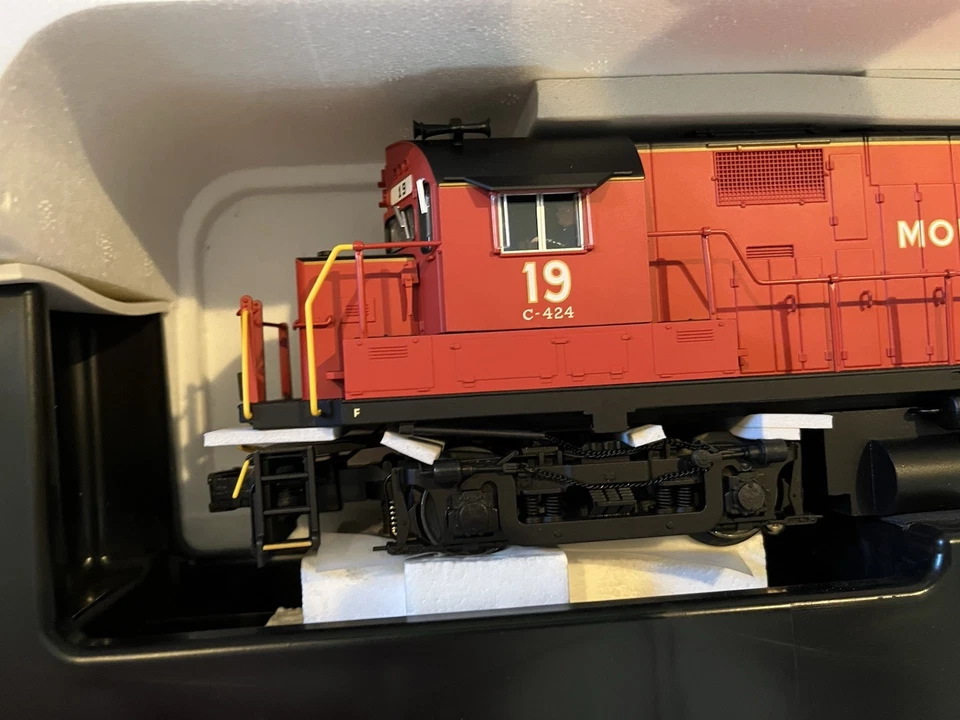 NEW Atlas O Gauge 1366-1 Morristown & Erie #19 C424 Phase 2 Unpowered - Image 3 of 4